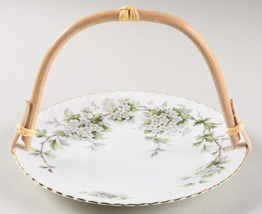 Hawthorn 5 3/8"-5 5/8" Bamboo Handled Serving Plate  HC by Franconia-Krautheim & Adelburg-1