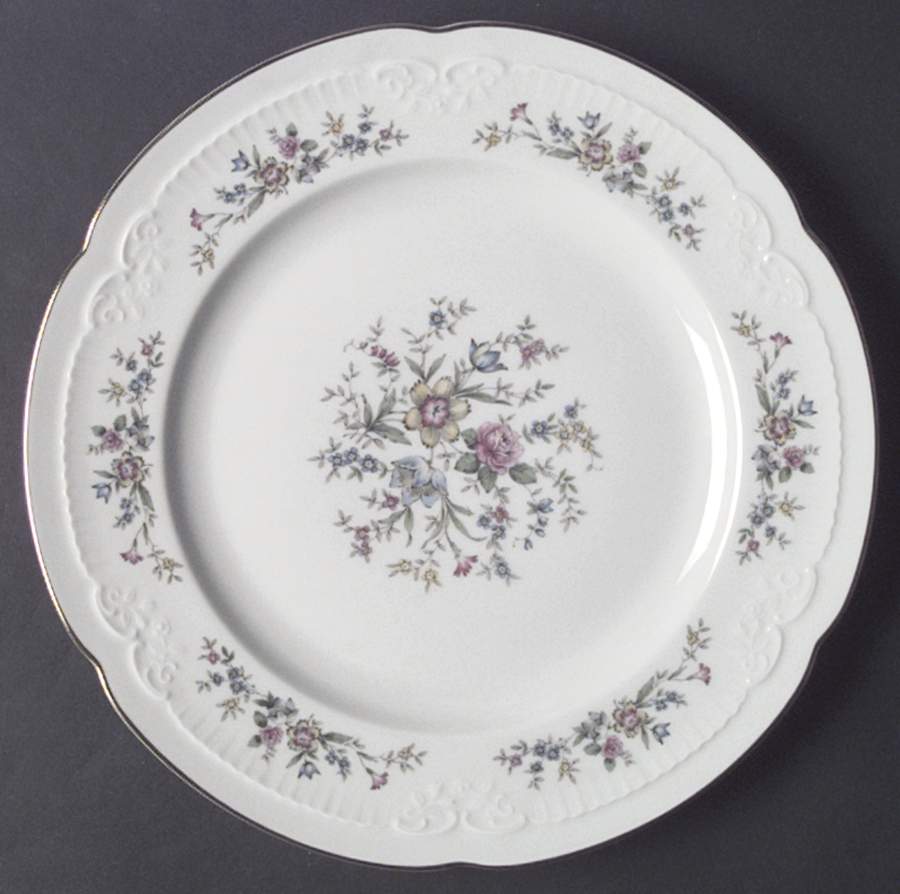 Isabelle Dinner Plate by Franconia-Krautheim & Adelburg-1