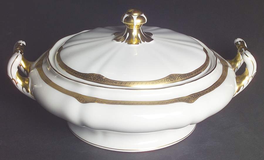 Jewel Round Covered Vegetable by Franconia-Krautheim & Adelburg-1