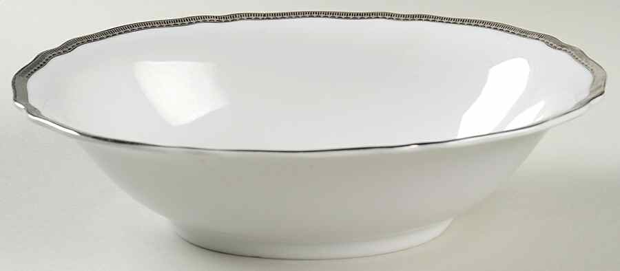 La Duchesse 9" Oval Vegetable Bowl by Franconia-Krautheim & Adelburg-1