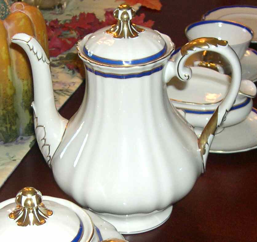 La Marquise (Blue Cobalt Band) Coffee Pot & Lid by Franconia-Krautheim & Adelburg-1