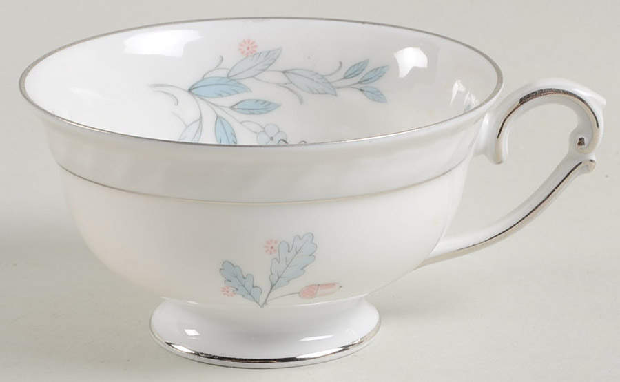 Laurel Oak Footed Cup by Franconia-Krautheim & Adelburg-1