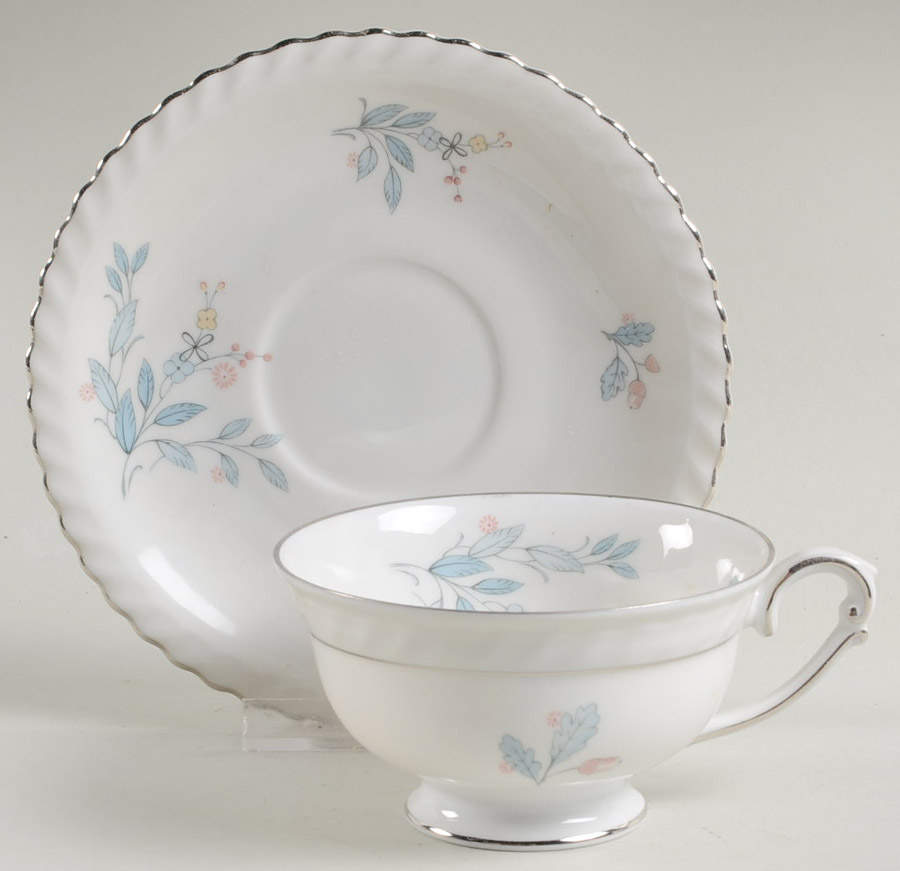Laurel Oak Footed Cup & Saucer Set by Franconia-Krautheim & Adelburg-1