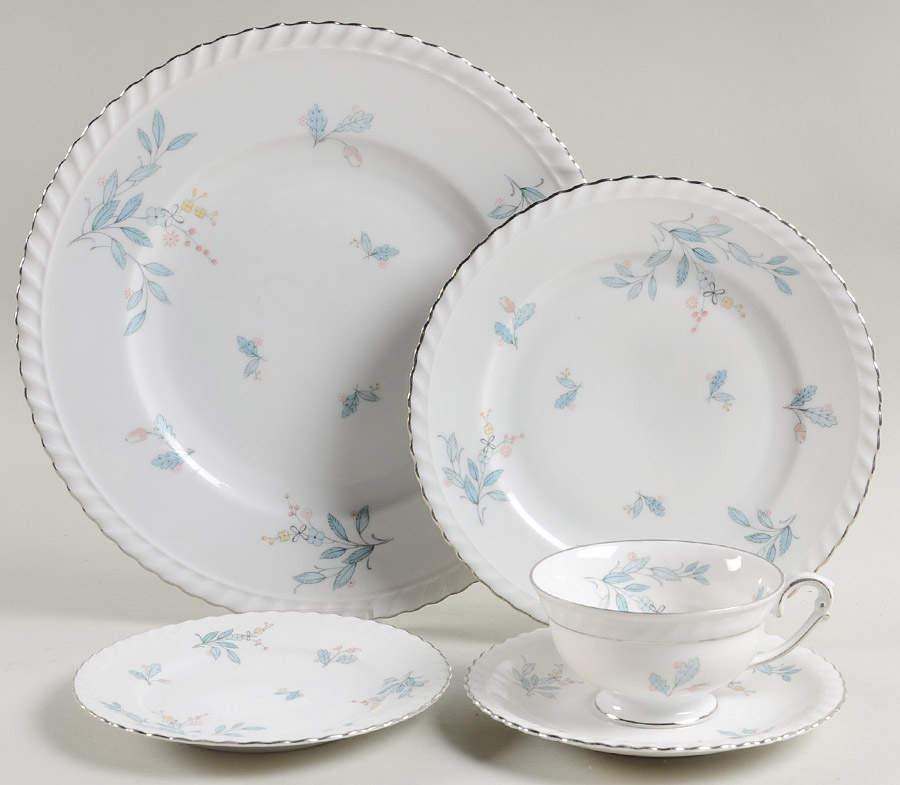 Laurel Oak 5 Piece Place Setting by Franconia-Krautheim & Adelburg-1
