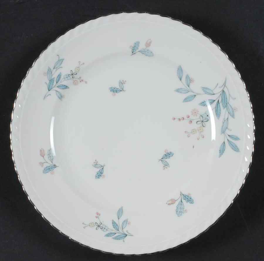 Laurel Oak Luncheon Plate by Franconia-Krautheim & Adelburg-1