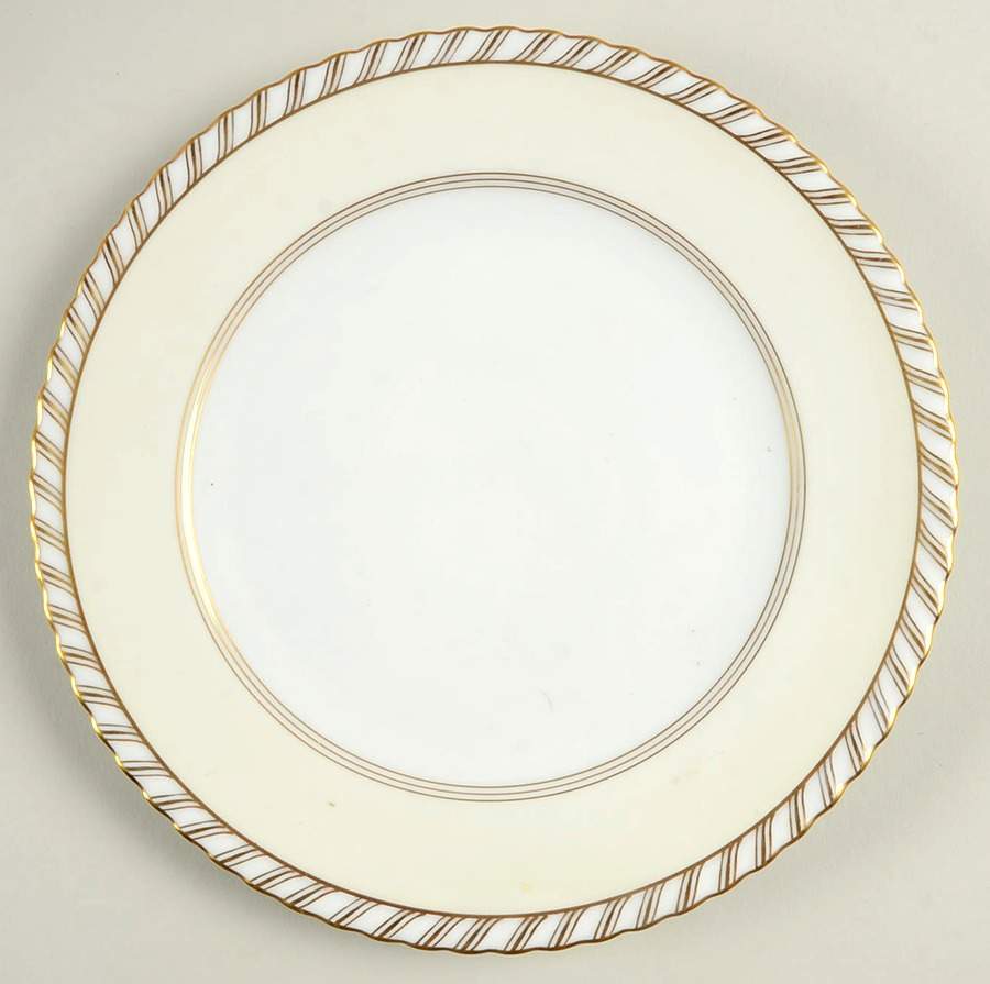 La Princesse (Cream Background) Luncheon Plate by Franconia-Krautheim & Adelburg-1