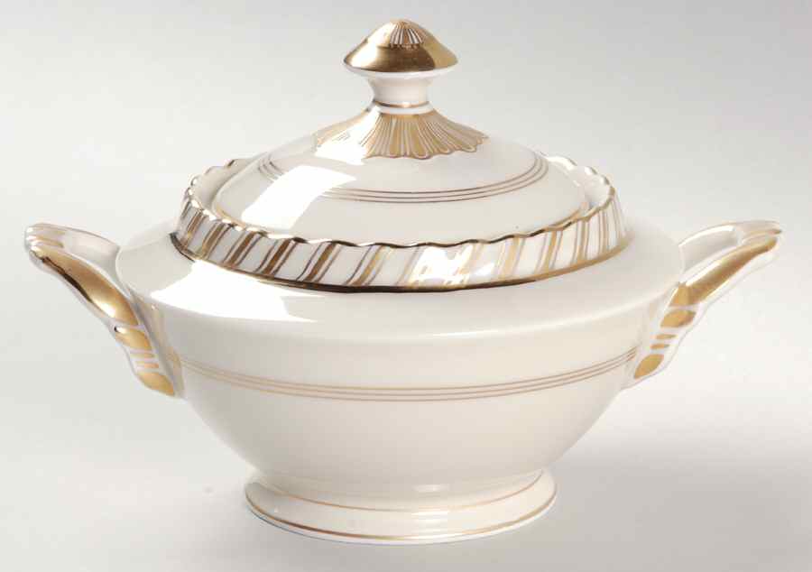 La Princesse (Cream Background) Sugar Bowl & Lid by Franconia-Krautheim & Adelburg-1