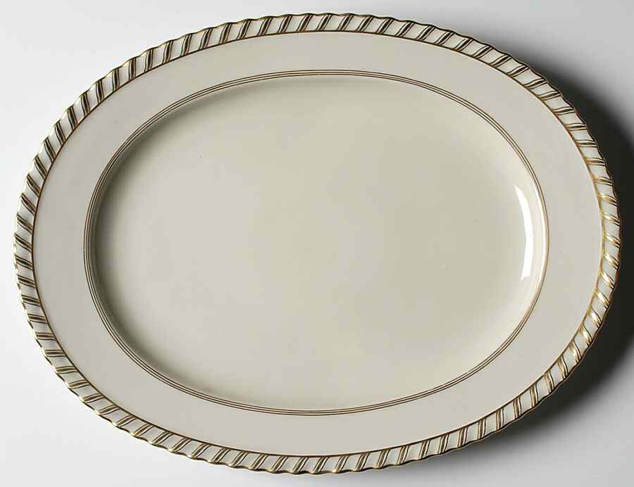 La Princesse (Cream Background) 13" Oval Serving Platter by Franconia-Krautheim & Adelburg-1