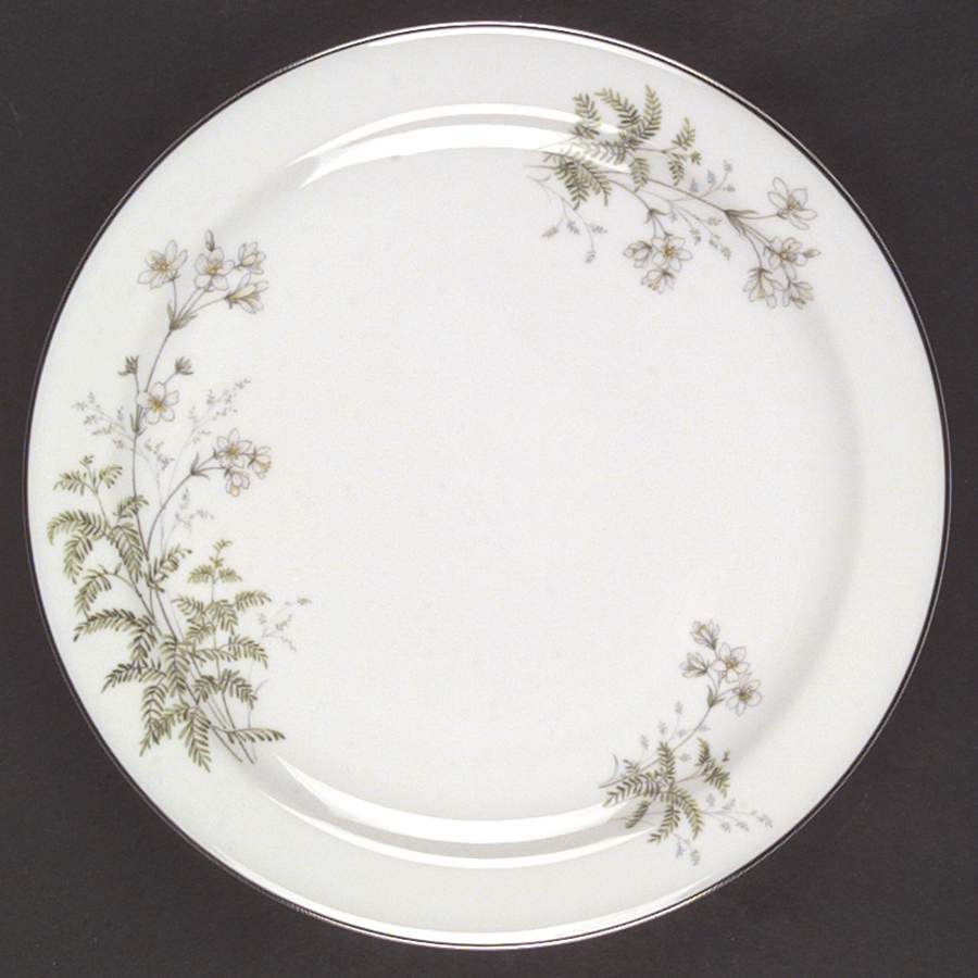 Loretta Dinner Plate by Franconia-Krautheim & Adelburg-1