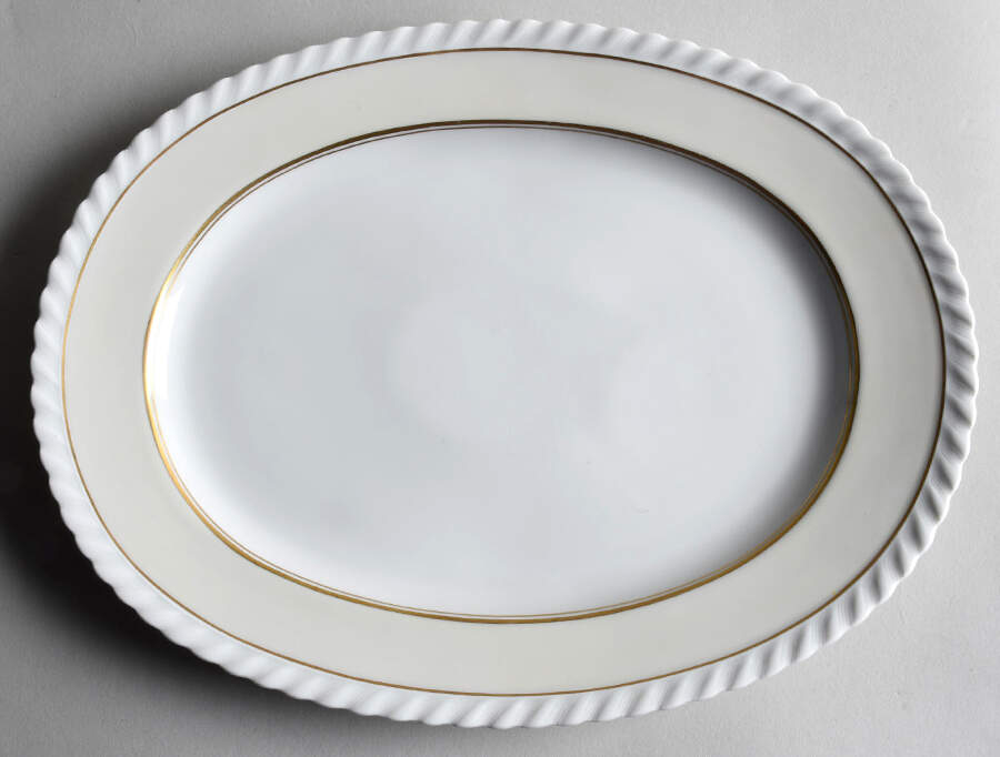 Marguerite 12" Oval Serving Platter by Franconia-Krautheim & Adelburg-1