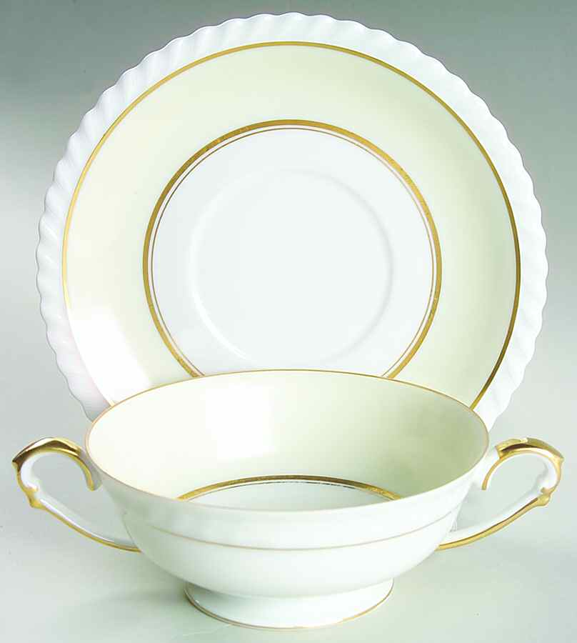 Marguerite Footed Cream Soup Bowl & Saucer Set by Franconia-Krautheim & Adelburg-1