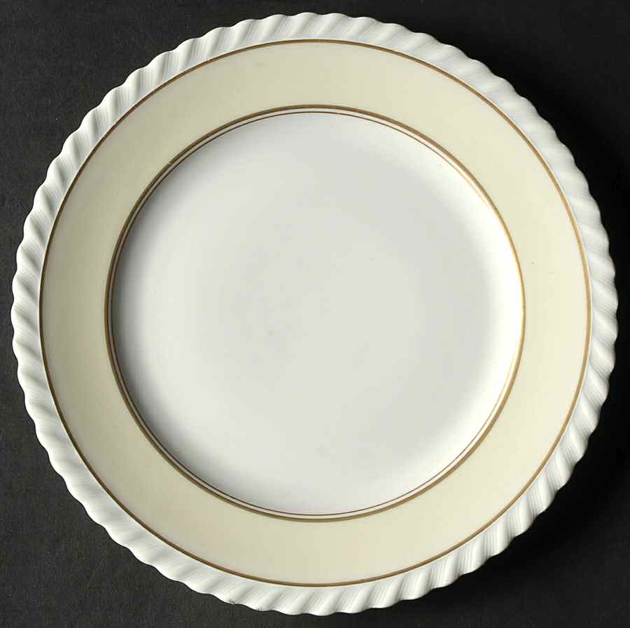 Marguerite Salad Plate by Franconia-Krautheim & Adelburg-1