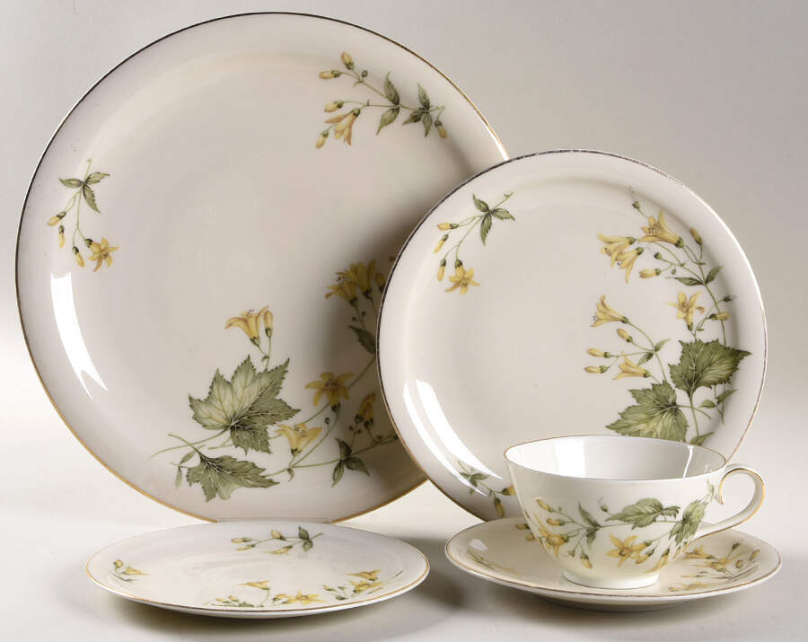 Maybelle 5 Piece Place Setting by Franconia-Krautheim & Adelburg-1