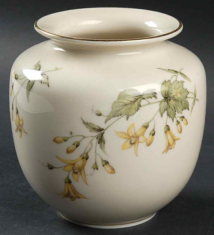 Maybelle 4" Vase by Franconia-Krautheim & Adelburg-1
