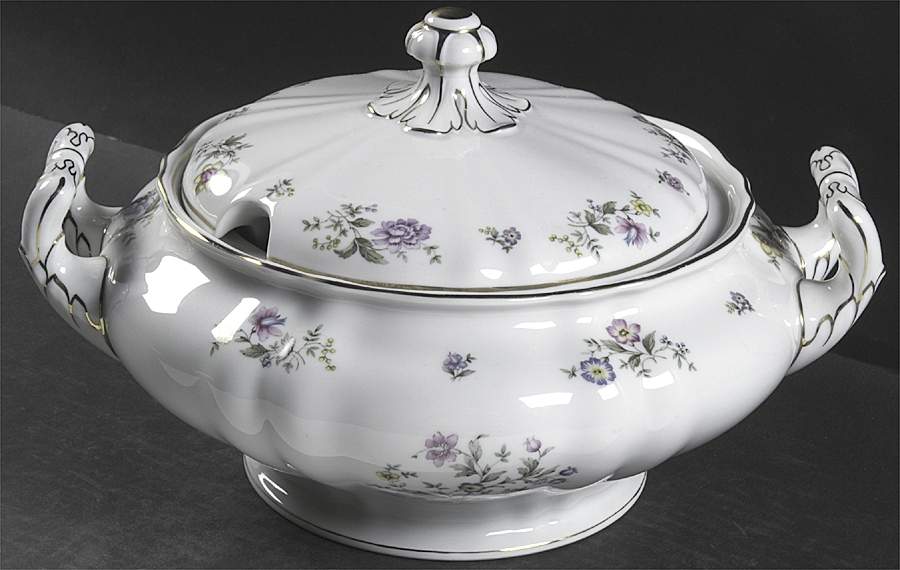 Millefleurs Tureen &  Lid by Franconia-Krautheim & Adelburg-1