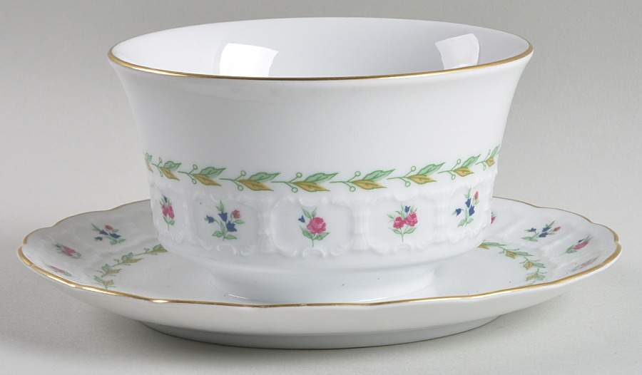 Musette (Coupe Shape) Gravy Boat with Attached Underplate by Franconia-Krautheim & Adelburg-1