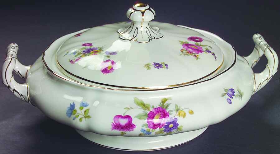 Norina Round Covered Vegetable by Franconia-Krautheim & Adelburg-1
