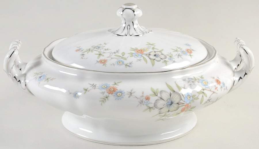 Sinfonette Round Covered Vegetable by Franconia-Krautheim & Adelburg-1