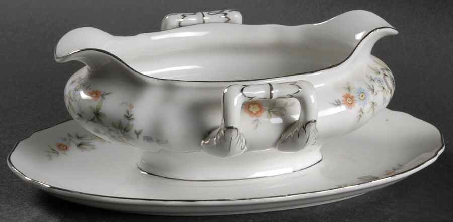 Sinfonette Gravy Boat with Attached Underplate by Franconia-Krautheim & Adelburg-1