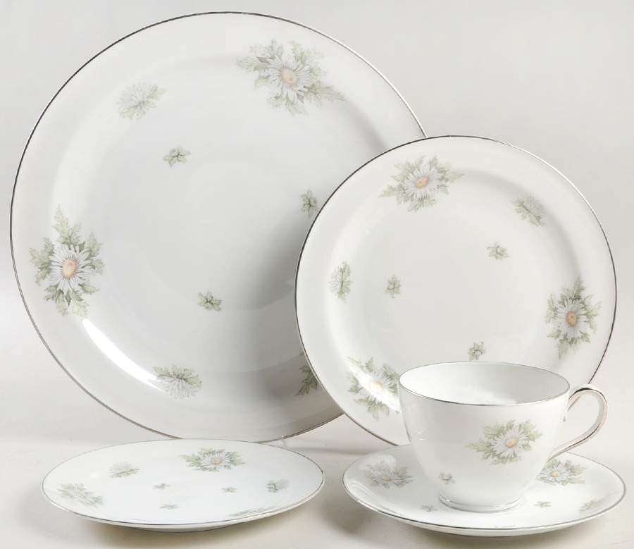 Silver Thistle 5 Piece Place Setting by Franconia-Krautheim & Adelburg-1