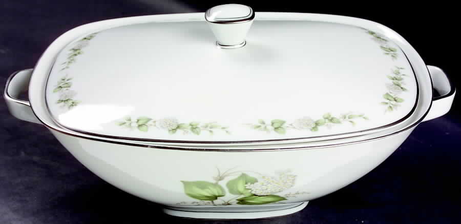 Summer Bloom Rectangular Covered Vegetable by Franconia-Krautheim & Adelburg-1