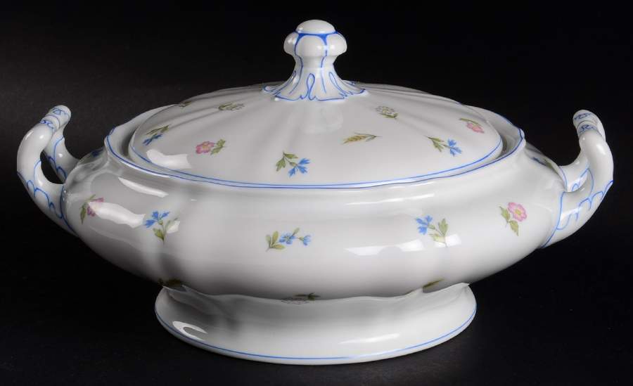 Virginia Round Covered Vegetable by Franconia-Krautheim & Adelburg-1