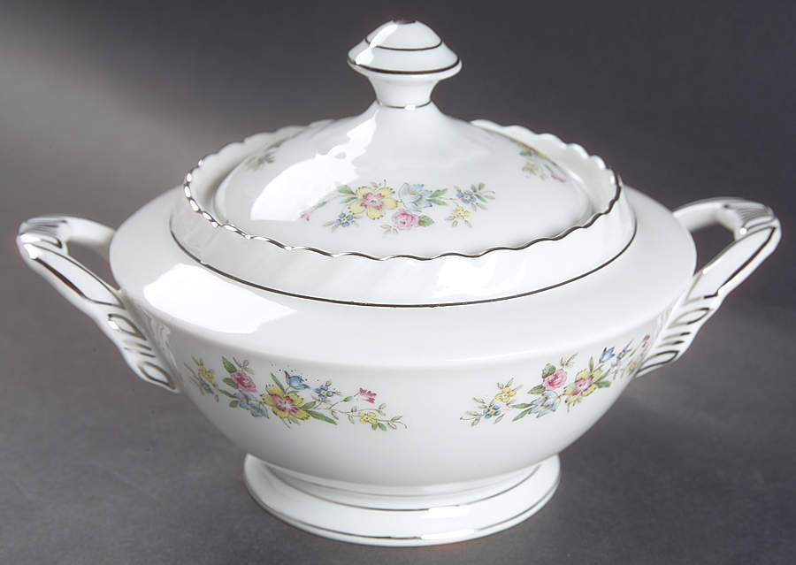 Woodfield Sugar Bowl & Lid by Franconia-Krautheim & Adelburg-1