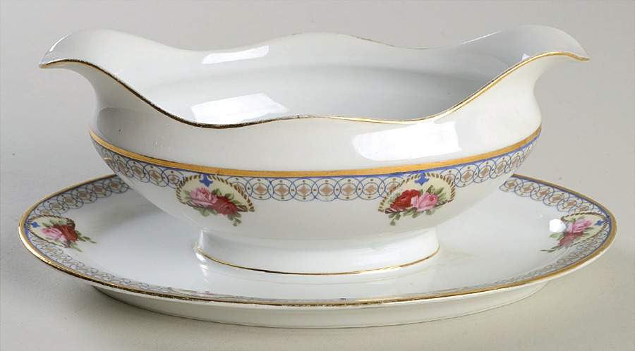22540 Gravy Boat with Attached Underplate by Fraureuth-1