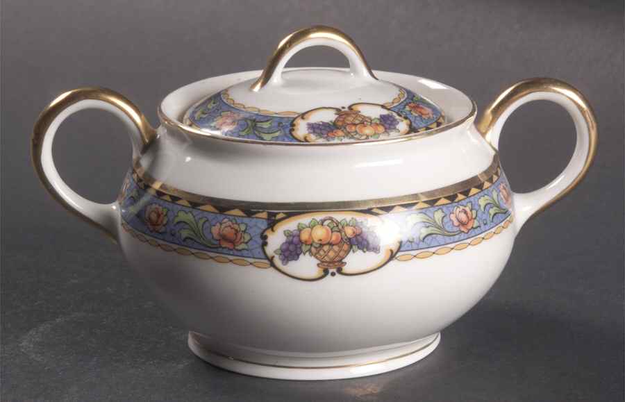 22547 Sugar Bowl & Lid by Fraureuth-1