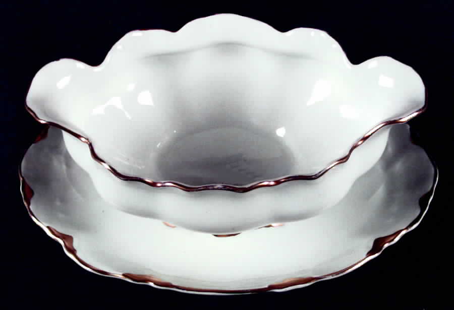 Montual Gold Gravy Boat with Attached Underplate by Fraureuth-1