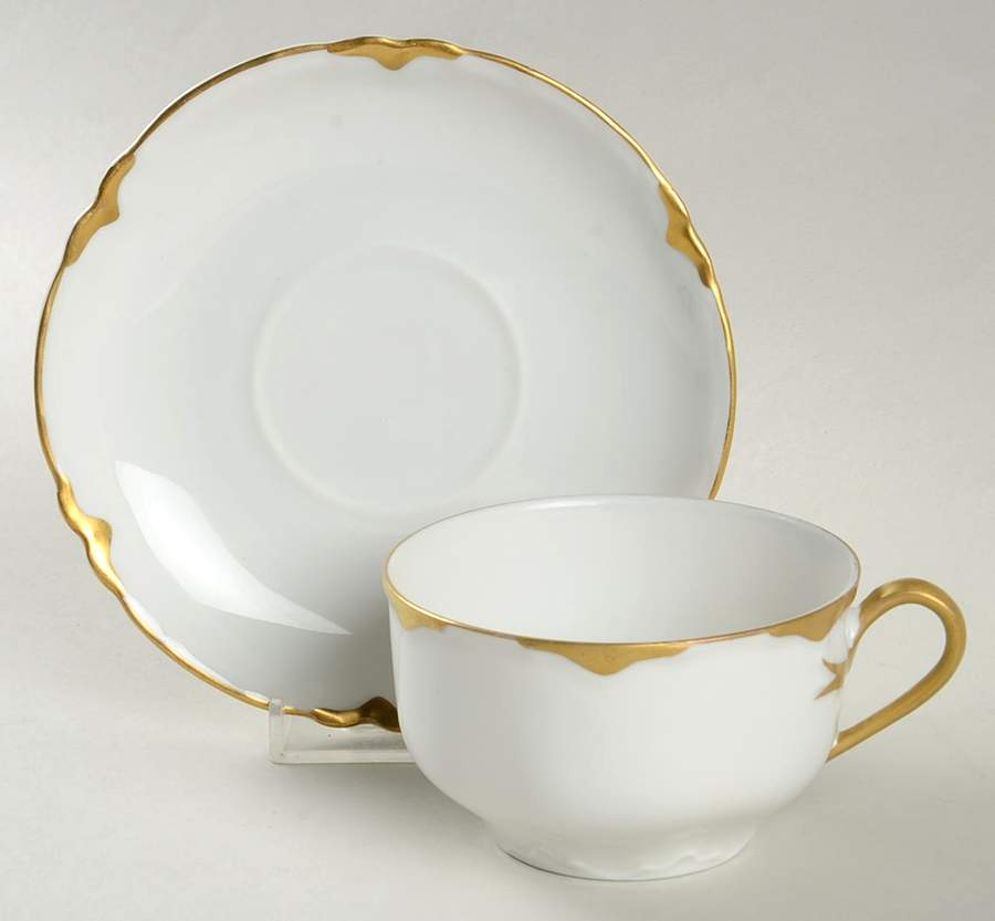 Montual Gold Flat Cup & Saucer Set by Fraureuth-1