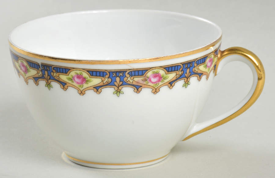 Rosebud (15484) Flat Cup by Fraureuth-1
