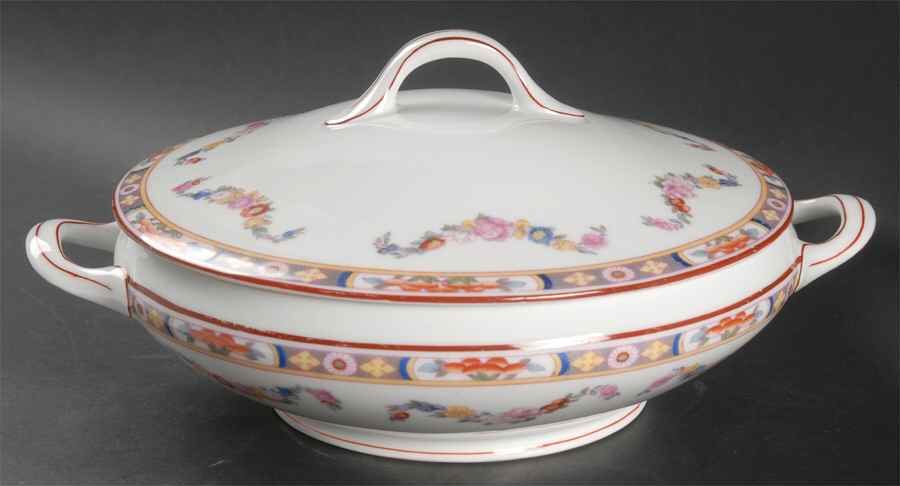 Standish Round Covered Vegetable by Fraureuth-1