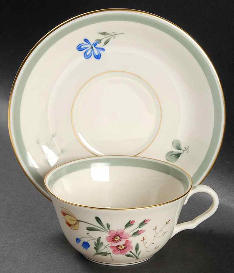 Virginia Gardens Flat Cup & Saucer Set by Lunning, Frederik-1