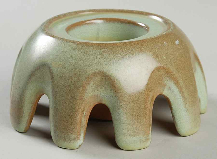 Lazy Bones Prairie Green China Warmer Stand by Frankoma-1