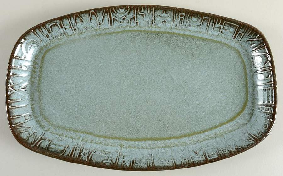 Mayan Aztec Woodland Moss 13" Oval Serving Platter by Frankoma-1