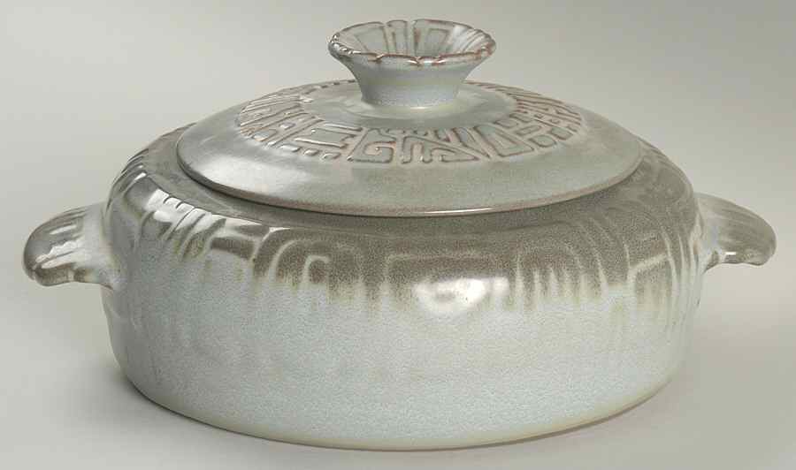 Mayan Aztec Woodland Moss 1.5 Qt Round Covered Casserole by Frankoma-1