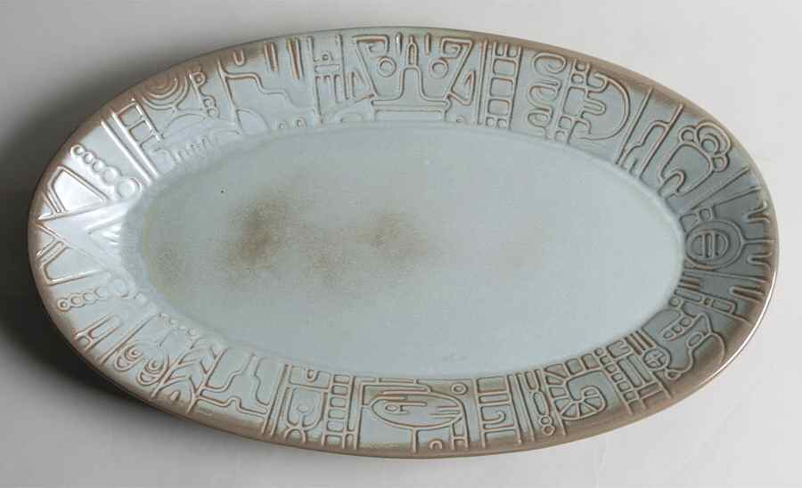 Mayan Aztec Woodland Moss 17" Oval Serving Platter by Frankoma-1