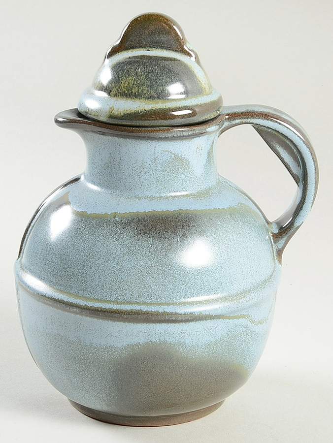 Plainsman Woodland Moss 20 Oz Guernsey Jug & Lid by Frankoma-1