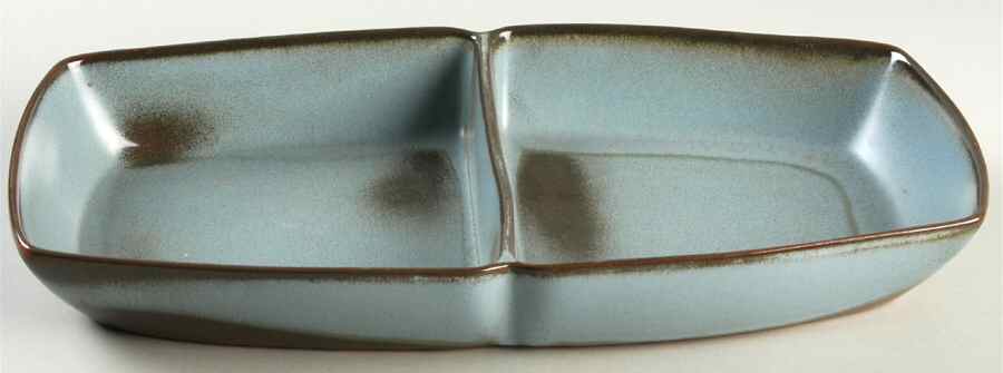 Plainsman Woodland Moss 13" Oval Divided Vegetable Bowl by Frankoma-1