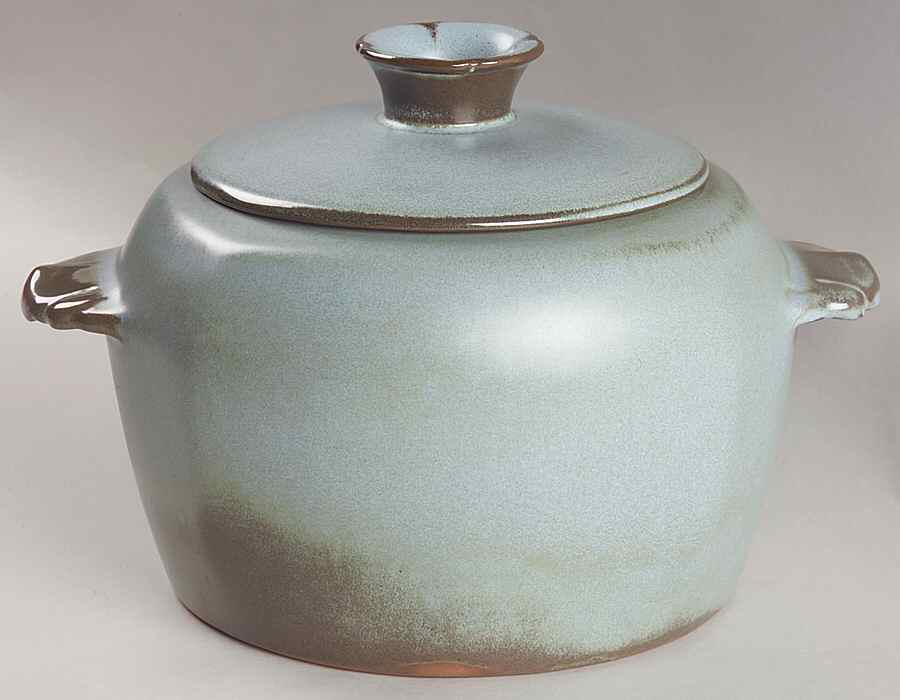 Plainsman Woodland Moss Bean Pot & Lid by Frankoma-1