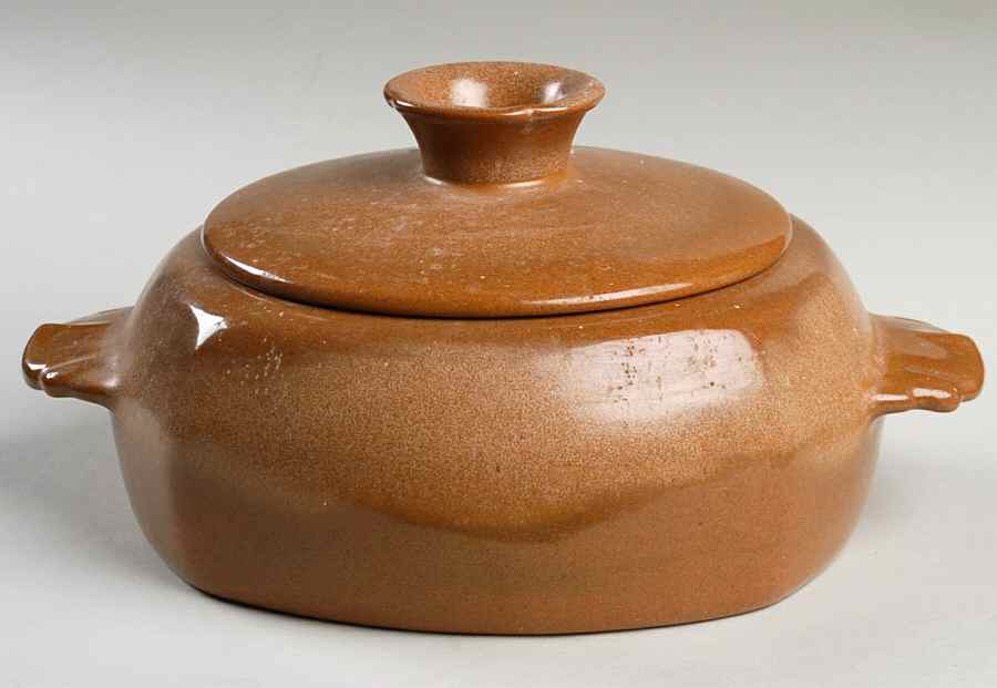 Plainsman Brown Bean Pot & Lid by Frankoma-1