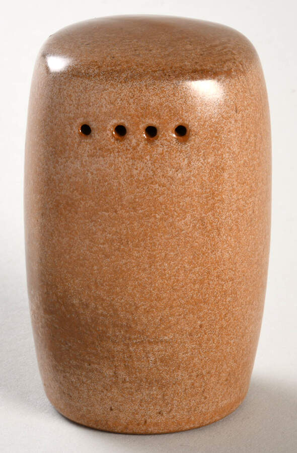 Plainsman Cinnamon Pepper Shaker by Frankoma-1