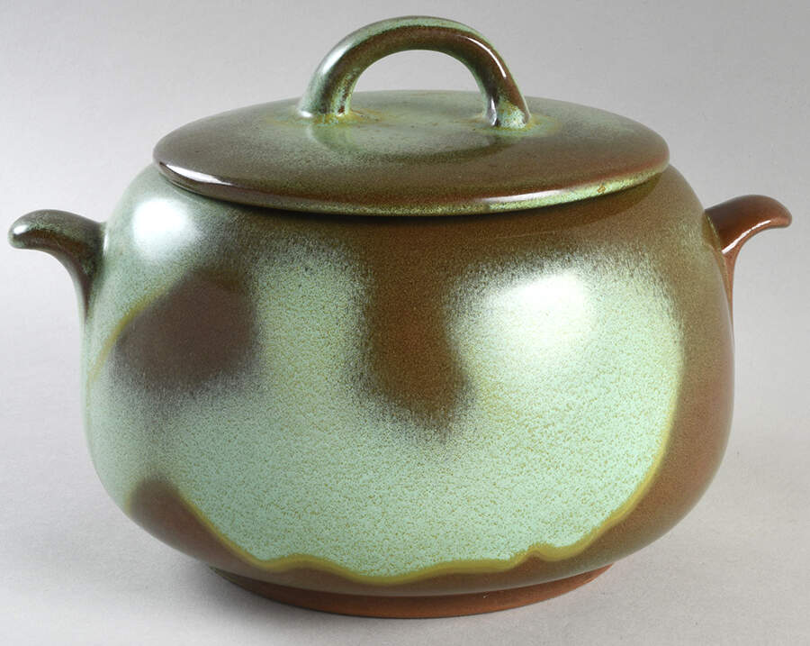 Plainsman Green 3 Quart Round Covered Casserole by Frankoma-1