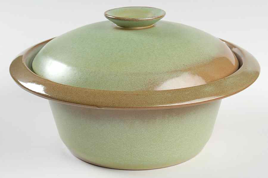Plainsman Green 1 Qt Round Covered Casserole by Frankoma-1