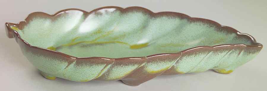 Plainsman Green 9" Leaf Dish by Frankoma-1