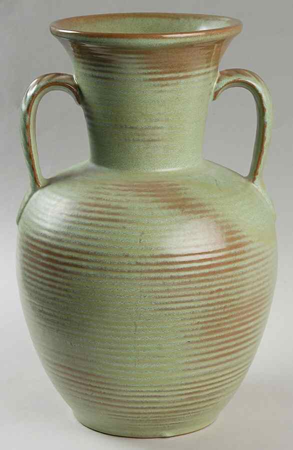 Plainsman Green 10" Vase by Frankoma-1