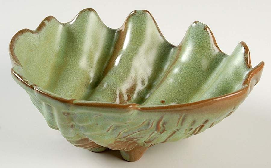 Plainsman Green 7" Shell Shaped Bowl by Frankoma-1