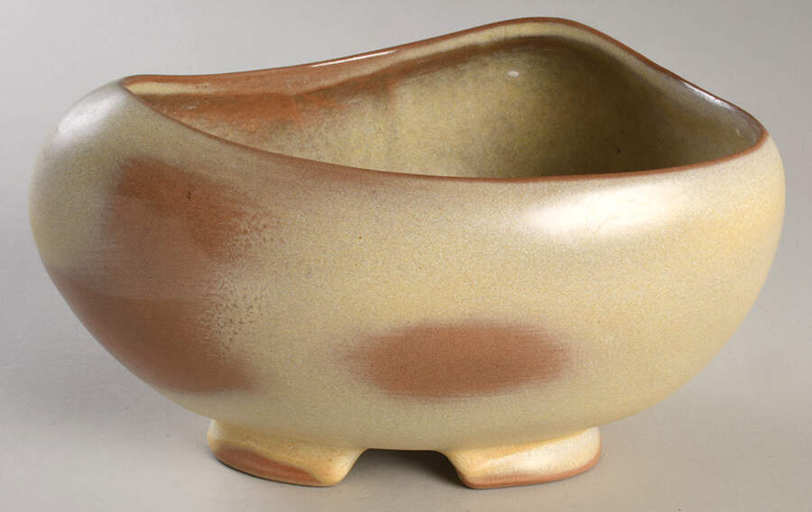 Plainsman Gold 7" Oval Freeform Bowl by Frankoma-1