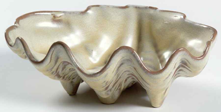 Plainsman Gold Small Shell Shaped Dish by Frankoma-1